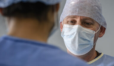 maxillofacial surgeon